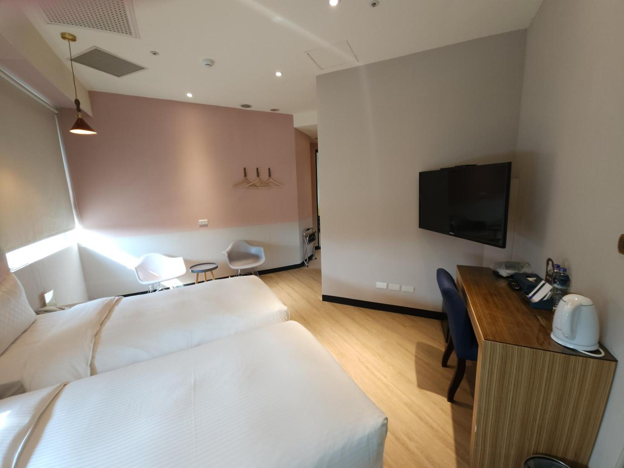 Merryday Hotel Banqiao Taipeh Exterior foto