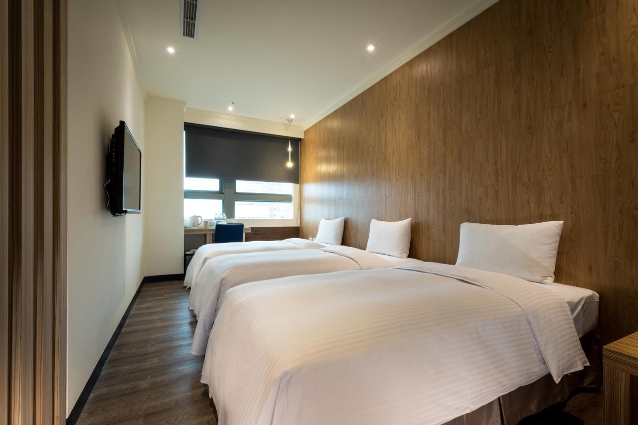 Merryday Hotel Banqiao Taipeh Exterior foto