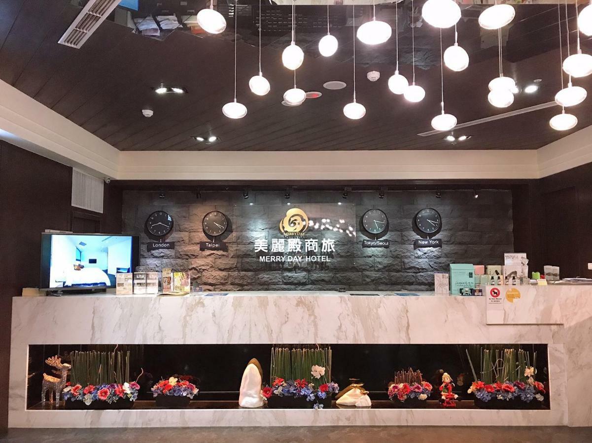Merryday Hotel Banqiao Taipeh Exterior foto